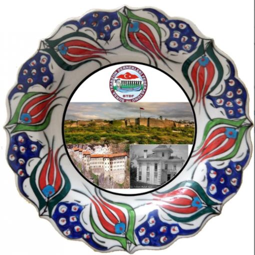 Çini Tabak, Çini Tabak Çeşitleri, Çini Tabak Baskı, Kütahya Çini Tabak, İznik Çini Tabak, Bursa Çini Tabak, Osmangazi Çini Tabak, Yıldırım Çini Tabak, Nilüfer Çini Tabak, Çini Duvar Tabağı, Çini Duvar Saati, Hediyelik Çini Tabak, Promosyon Çini Tabak, Çini Tabak Plaket Baskı, Çini Tabak Modelleri, Kişiye Özel Çini Tabak Baskı, Kurumsal Çini Tabak Baskı, Özel Baskılı Çini Tabak, Çini Fotoğraf Tabağı, Çini Resim Tabağı