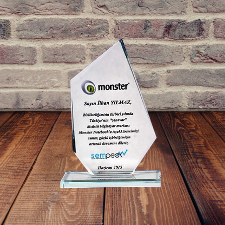 Kristal Plaket, Kristal Cam Plaket, Bursa Kristal Plaket, Osmangazi Kristal Plaket, Yıldırım Kristal Plaket, Nilüfer Kristal Plaket, Kişiye Özel Kristal Plaket, Kurumsal Logolu Kristal Plaket, Baskılı Kristal Plaket, Baskısız Kristal Plaket, Toptan Kristal Plaket, Boş Kristal Plaket, Kristal Plaket Çeşitleri, 