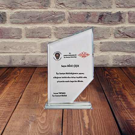 Kristal Plaket, Kristal Cam Plaket, Bursa Kristal Plaket, Osmangazi Kristal Plaket, Yıldırım Kristal Plaket, Nilüfer Kristal Plaket, Kişiye Özel Kristal Plaket, Kurumsal Logolu Kristal Plaket, Baskılı Kristal Plaket, Baskısız Kristal Plaket, Toptan Kristal Plaket, Boş Kristal Plaket, Kristal Plaket Çeşitleri, 