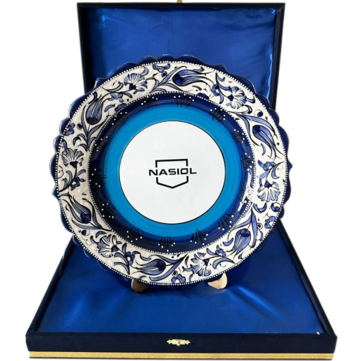 Çini Tabak, Bursa Çini Tabak, Osmangazi Çini Tabak, Yıldırım Çini Tabak, Nilüfer Çini Tabak, Çini Desenli Tabak, Hediyelik Çini Tabak, Promosyon Çini Tabak, Kişiye Özel Çini Tabak Baskı, İsme Özel Çini Tabak Baskı, Özel Baskılı Seramik Tabak Baskı, Çini Desenli Porselen Plaket Tabak, Kurumsal Logo Baskılı Çini Tabak, Protokol Hediye Tabak, Promosyon Tabak Saatler, Çini Tabak Modelleri, Çini Tabak Çeşitleri, Kütahya Çini Tabak