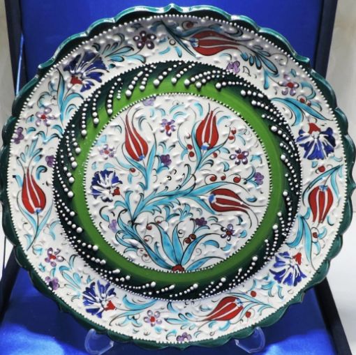 Ayetli Çini Tabak 30 cm, Çini Tabak, Çini Tabak Çeşitleri, Çini Tabak Baskı, Kütahya Çini Tabak, İznik Çini Tabak, Bursa Çini Tabak, Osmangazi Çini Tabak, Yıldırım Çini Tabak, Nilüfer Çini Tabak, Çini Duvar Tabağı, Çini Duvar Saati, Hediyelik Çini Tabak, Promosyon Çini Tabak, Çini Tabak Plaket Baskı, Çini Tabak Modelleri, Kişiye Özel Çini Tabak Baskı, Kurumsal Çini Tabak Baskı, Özel Baskılı Çini Tabak, Çini Fotoğraf Tabağı, Çini Resim Tabağı