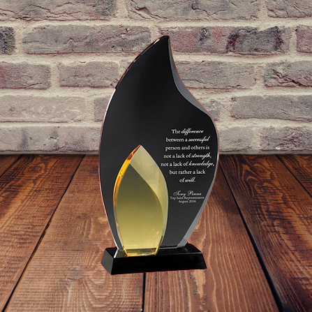 Kristal Plaket, Kristal Cam Plaket, Bursa Kristal Plaket, Osmangazi Kristal Plaket, Yıldırım Kristal Plaket, Nilüfer Kristal Plaket, Kişiye Özel Kristal Plaket, Kurumsal Logolu Kristal Plaket, Baskılı Kristal Plaket, Baskısız Kristal Plaket, Toptan Kristal Plaket, Boş Kristal Plaket, Kristal Plaket Çeşitleri, 